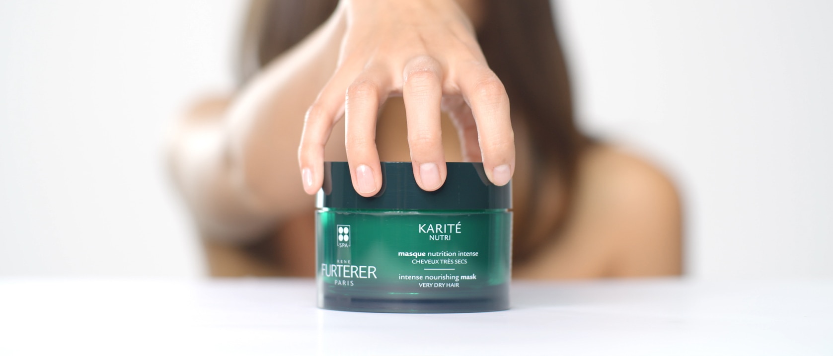 KARITÉ NUTRI masque Nutrition intense pot video application | René Furterer KARITÉ NUTRI masque Nutrition intense pot video application | René Furterer